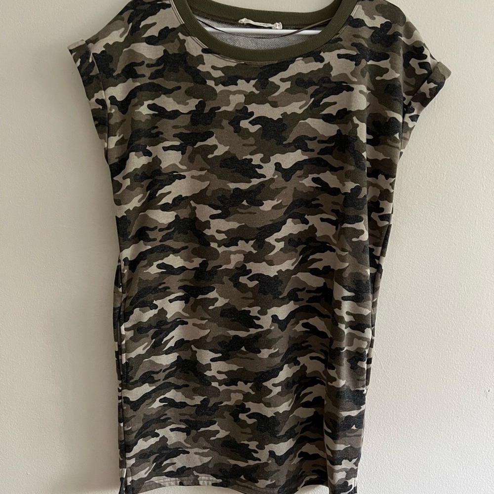 Camo t-shirt dress